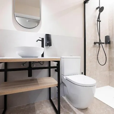 Urbaia ゲストハウス 3*