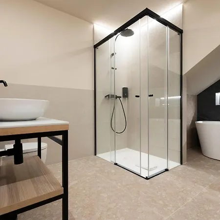 Urbaia 3* サン・セバスティアン