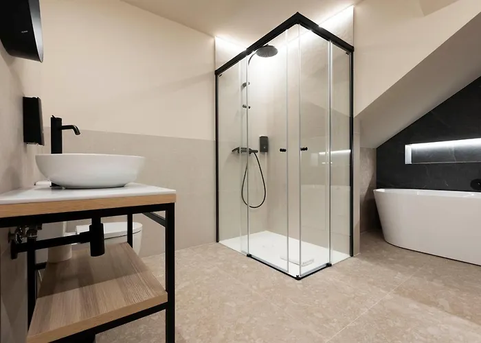 Urbaia 3* San Sebastián